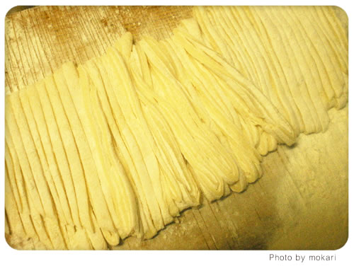 20080617-娘にせがまれ、カンだけでうどんを作る。(2)