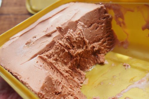 ニュージーランドアイスクリーム エメラルド　チョコレートホーキーポーキー