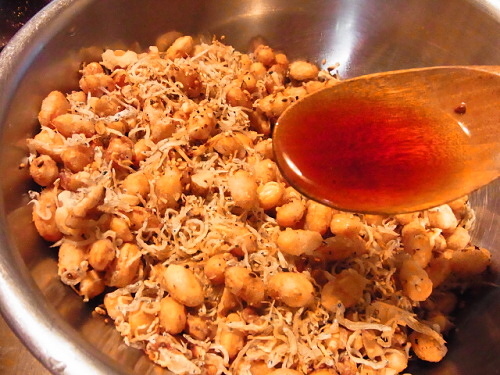 R1157112　給食で食べたあのメニュー「大豆といりこのポリポリ揚げ」を作る